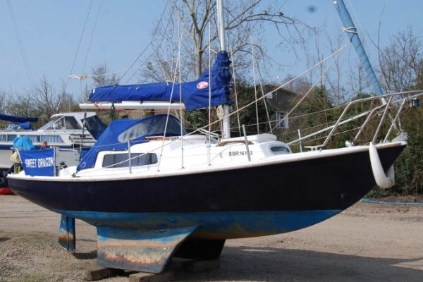 My first boat, Mochyn Du or "Black Pig" in English. Ready for a sail!